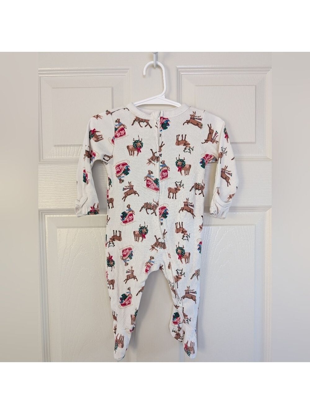 🩵 4/$20 Old Navy White and Brown Reindeer Kids Footie